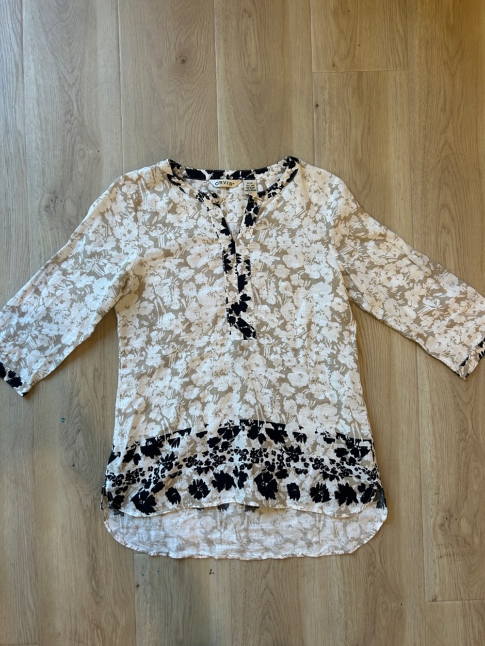 Orvis Cream and Black Floral Beach Linen Tunic